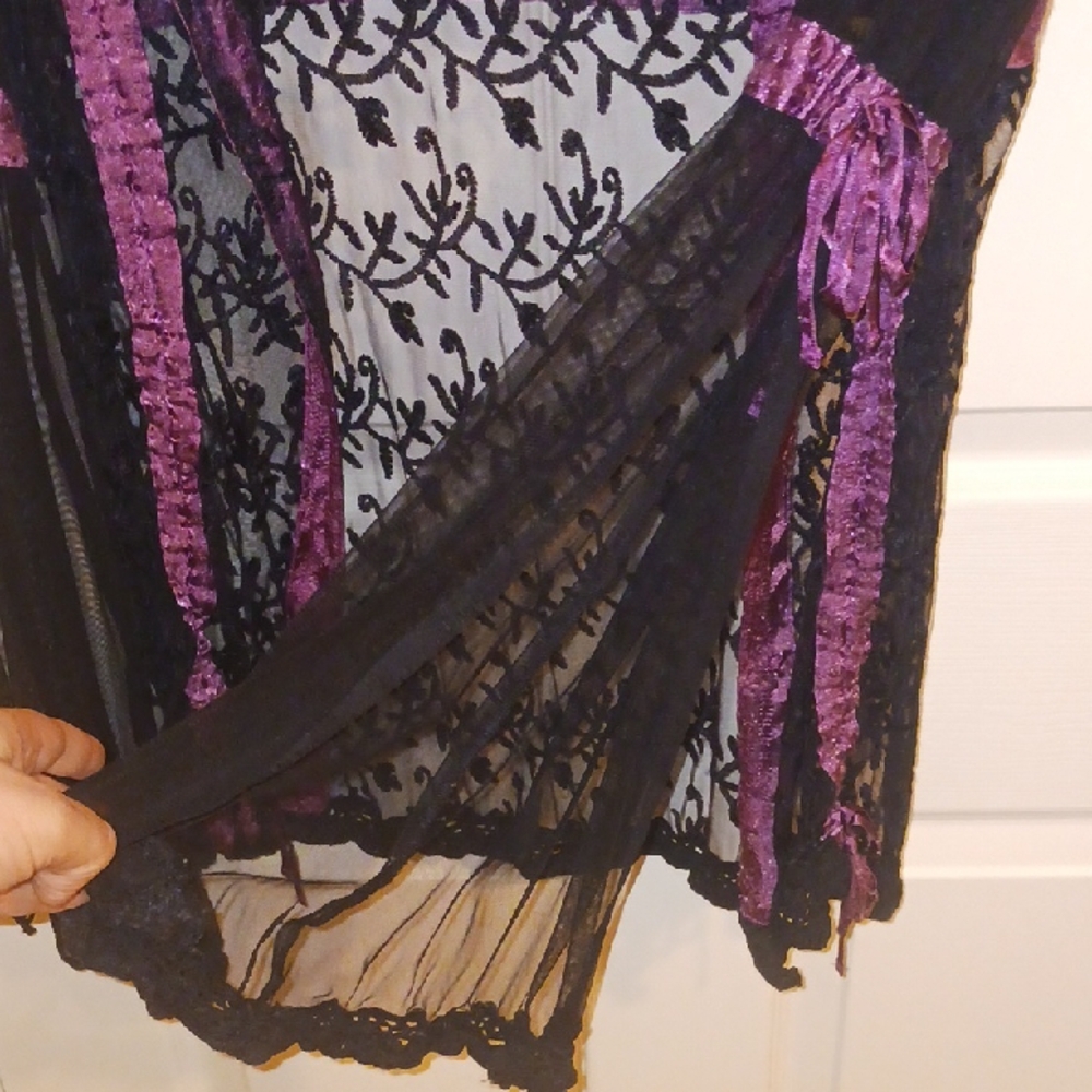 Black and Purple Sheer Lace Top - Picture 6 of 7